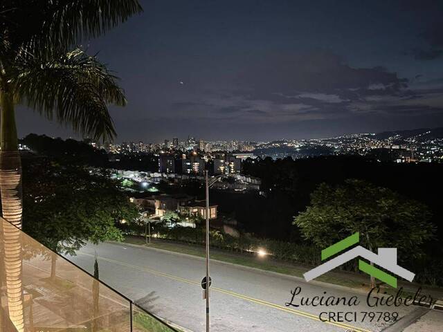 #3590 - Casa em condomínio para Venda em Barueri - SP