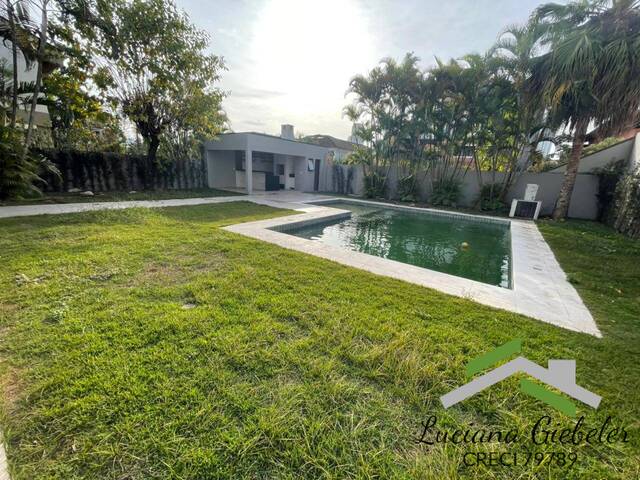 #3702 - Casa em condomínio para Venda em Barueri - SP