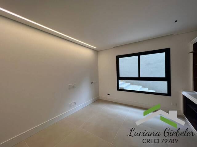 #3751 - Casa em condomínio para Venda em Barueri - SP