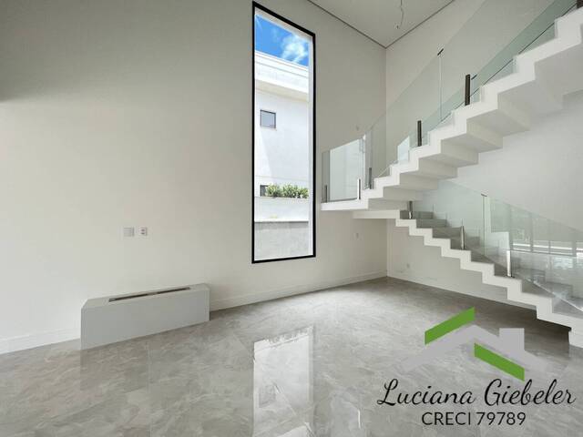 #3950 - Casa em condomínio para Venda em Barueri - SP