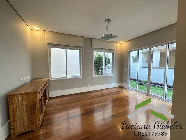 #3996 - Casa em condomínio para Venda em Barueri - SP