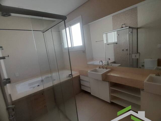 #4012 - Casa em condomínio para Venda em Barueri - SP