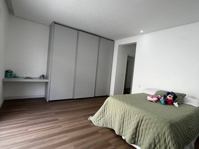 #4044 - Casa em condomínio para Venda em Barueri - SP