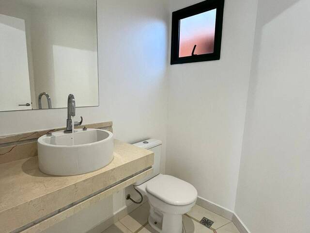 #4066 - Casa em condomínio para Venda em Barueri - SP