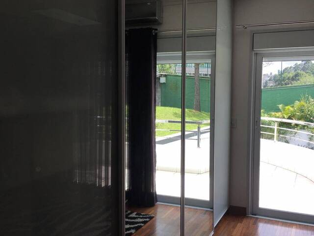 #4086 - Casa em condomínio para Venda em Barueri - SP