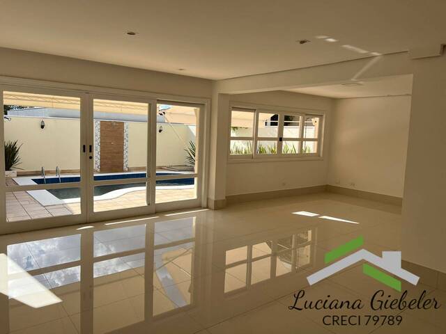 #4105 - Casa em condomínio para Venda em Barueri - SP