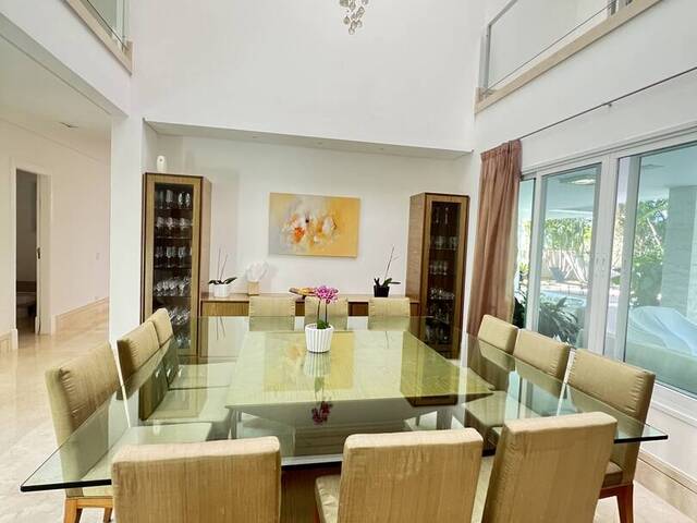 #4172 - Casa em condomínio para Venda em Barueri - SP