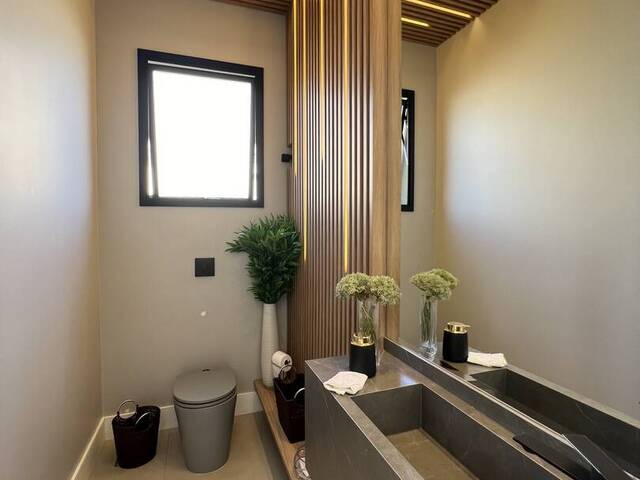 #4176 - Casa em condomínio para Venda em Barueri - SP