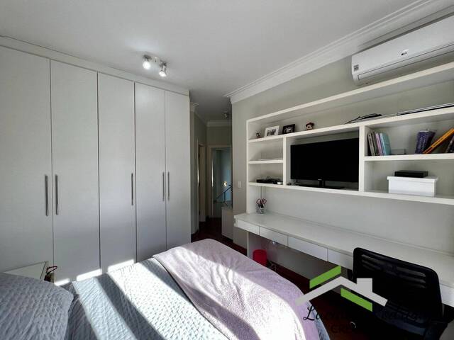 #4182 - Casa em condomínio para Venda em Barueri - SP