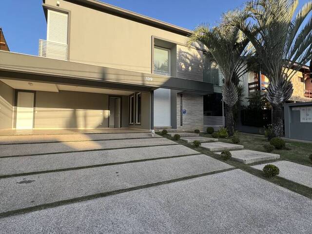 #4190 - Casa em condomínio para Venda em Barueri - SP