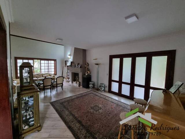 #4199 - Casa em condomínio para Venda em Barueri - SP