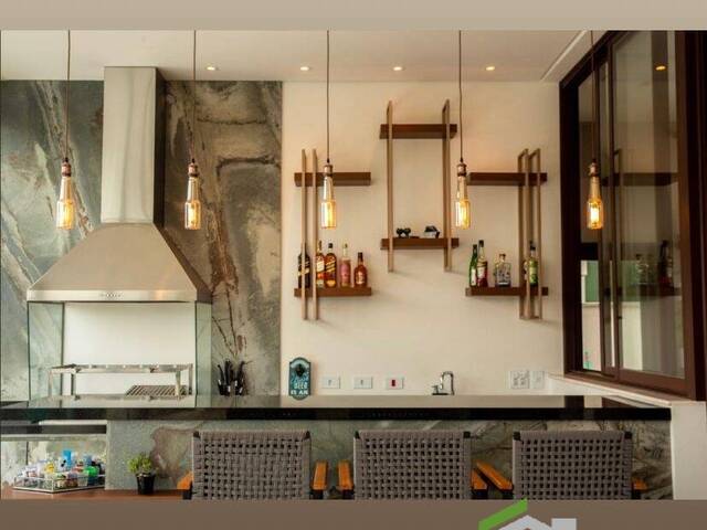 #4212 - Casa em condomínio para Venda em Barueri - SP