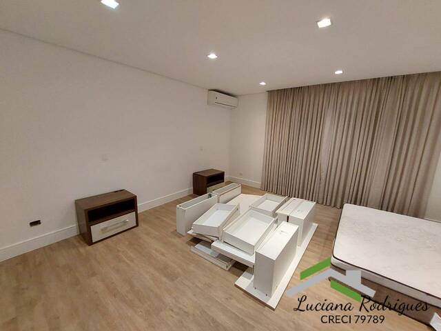 #4230 - Casa em condomínio para Venda em Barueri - SP