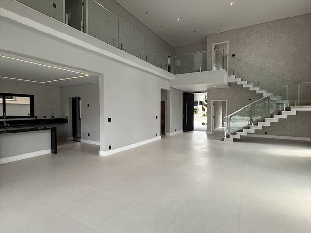 #4283 - Casa em condomínio para Venda em Barueri - SP