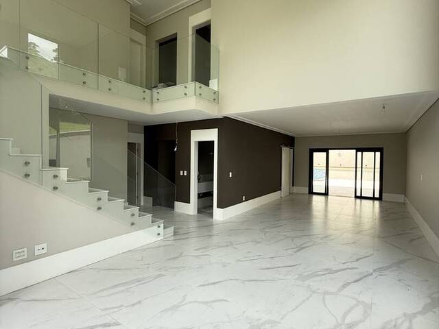 #4284 - Casa em condomínio para Venda em Barueri - SP