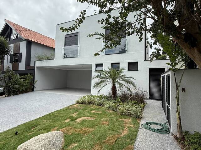 #4289 - Casa em condomínio para Venda em Barueri - SP