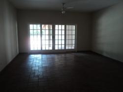 #1505 - Casa em condomínio para Venda em Barueri - SP